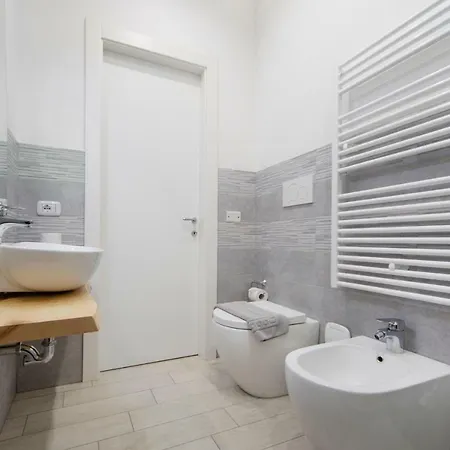 Apartman Ur-nest Cairoli