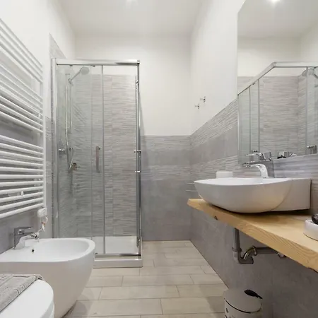 Ur-nest Cairoli * Bolonya